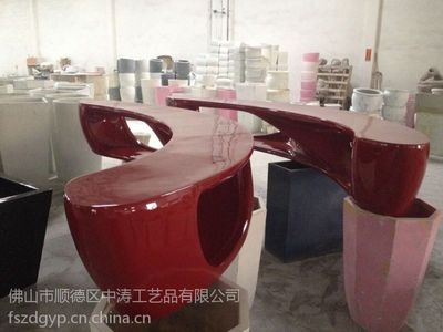 玻璃休闲椅、玻璃钢工艺品、玻璃钢花盆、园林租摆、树脂花盆、